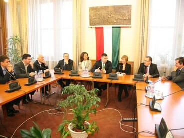 Simicskó István a Nemzetközi Vívó Szövetség (FIE) delegációjával tárgyalt