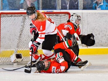 Női U18 vb: Tisztes vereség a kanadaiaktól
